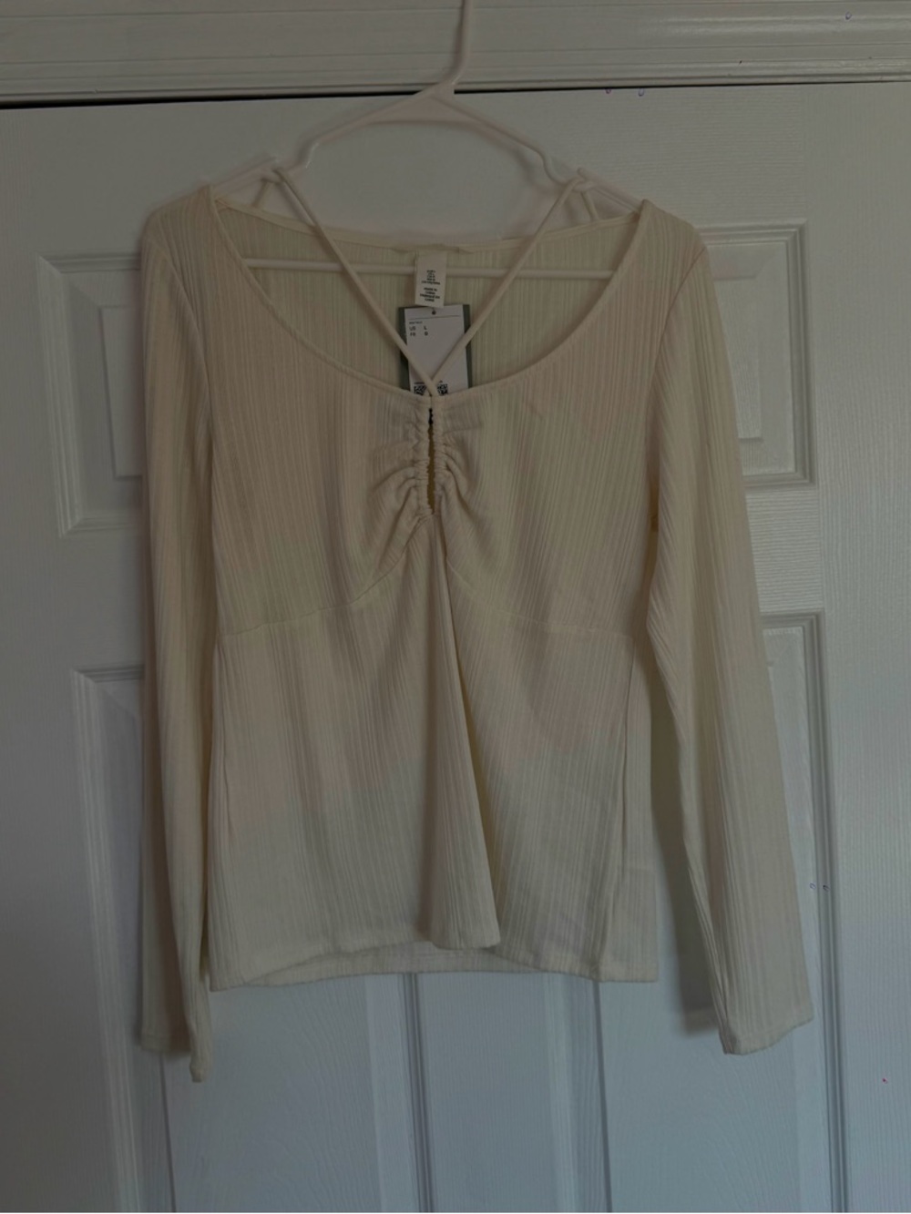 H&M Cream Ribbed Long-Sleeve Ruched Front Top